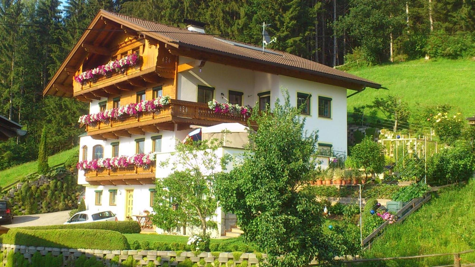 Apartment Schneeberger Stummerberg Rum bild